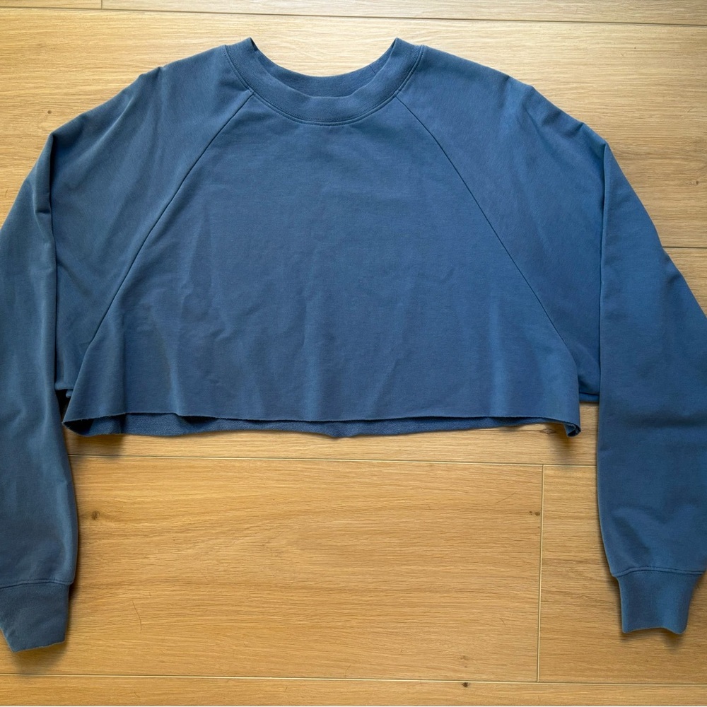 NWOT ALO Yoga Double Take Pullover XS